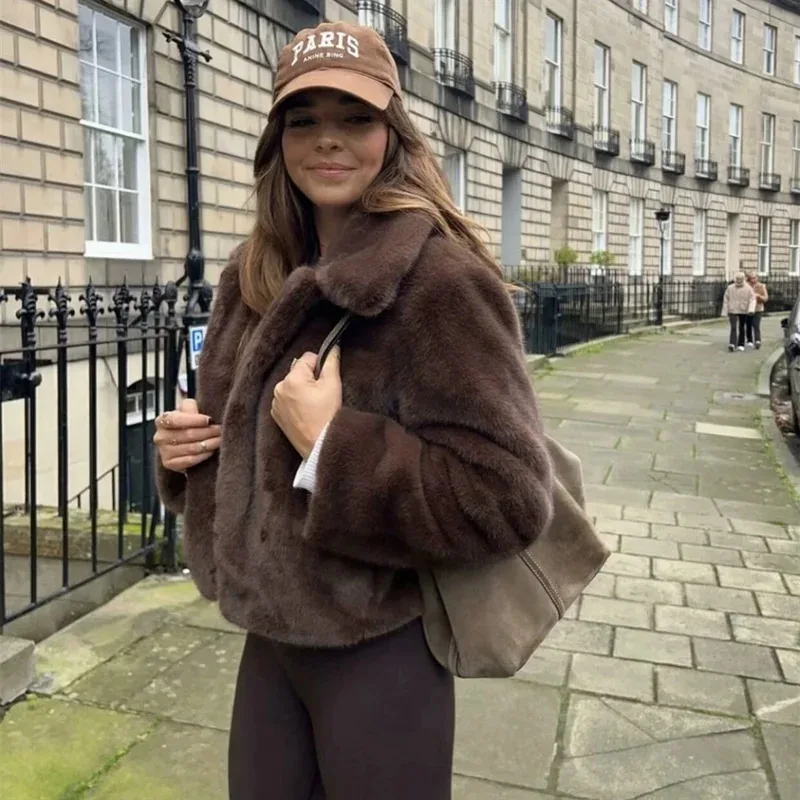 Winter New Women's Clothing Style Versatile Collar Long Sleeve Artificial Fur Effect Short Coat