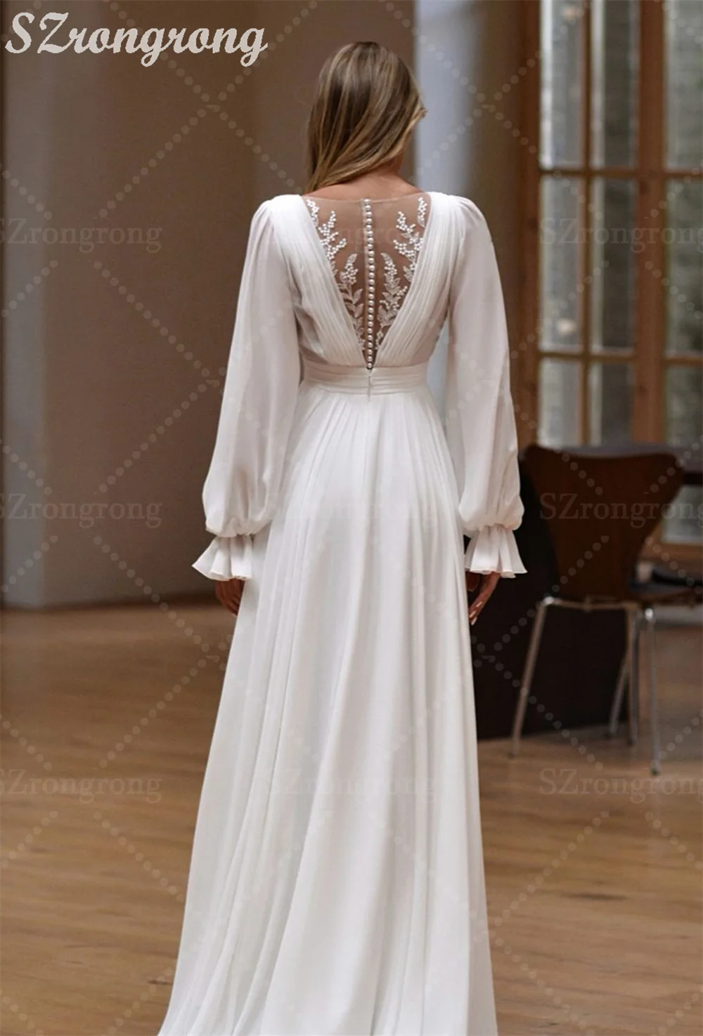 Abito da sposa plissettato in chiffon a maniche lunghe con scollo a O Abito da sposa con spacco laterale lungo fino al pavimento in pizzo con strascico Realizzato su misura
