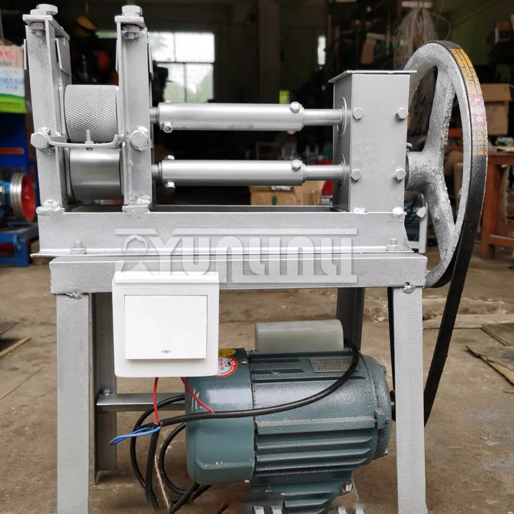 Bamboo Breaking Cutting Machine Electric Bamboo Strip Layering Machine Sheet Processing Layering Machine