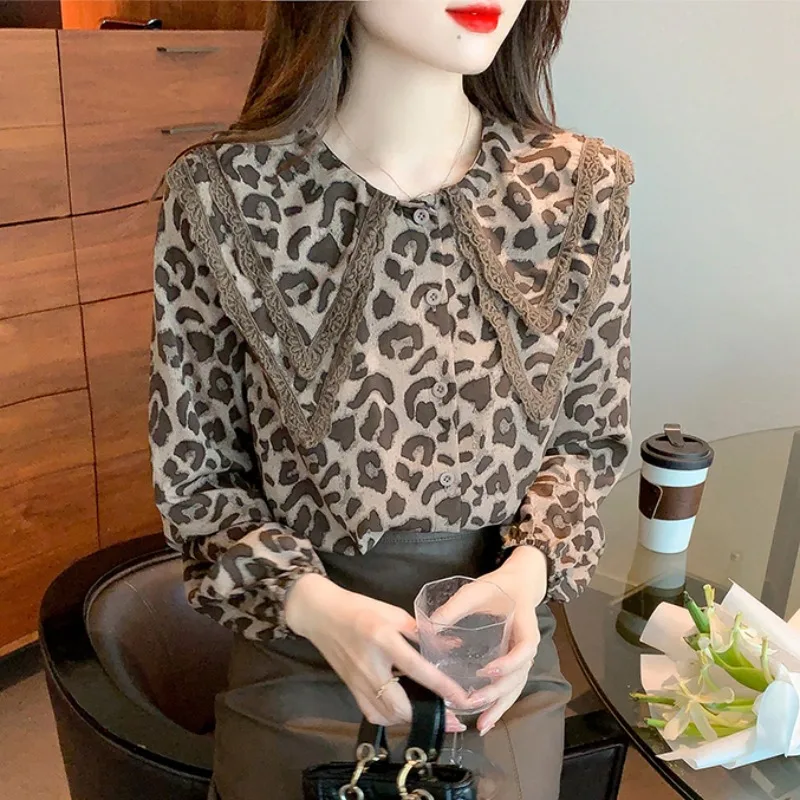 

Korean style elegant and fashionable high-end design double doll collar leopard-print shirt Women's ins trendy autumn top