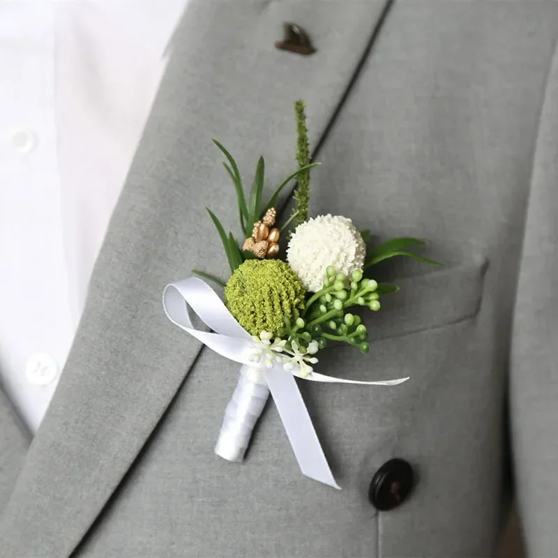 Boutonniere ดอกไม้ TULIP Corsage ผู้ชายงานแต่งงานเข็มกลัดเจ้าบ่าวสีขาวประดิษฐ์ดอกไม้ผ้าไหม Corsage อุปกรณ์จัดงานแต่งงาน