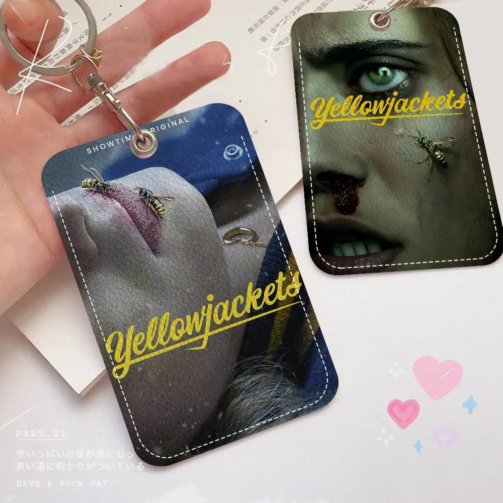 

Брелок-картхолдер серии «Психологический ужас» Yellowjackets: для банковских, проездных, ID и кредитных карт, а также ключей