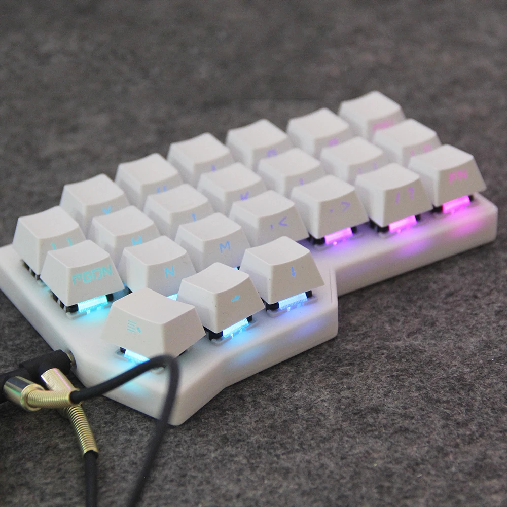 Corne V4 Keyboard Kit Programmable Ergonomics Split Keyboard Games Wired RGB Hot swap Grey Wool V4 For VIAL Software Keypad