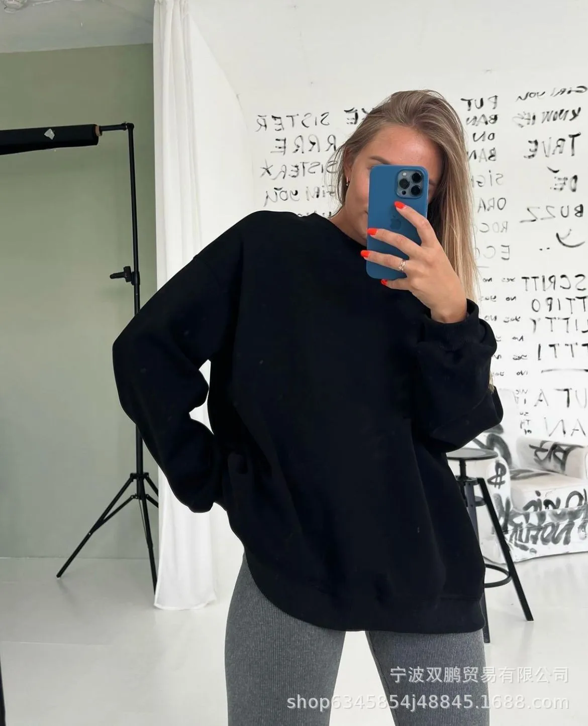 Pullover Loose Fit Hoodie Casual with Crew Neck Long Sleeve Standard Length Single Pullover Closure Japanese Korean Women Hoodie