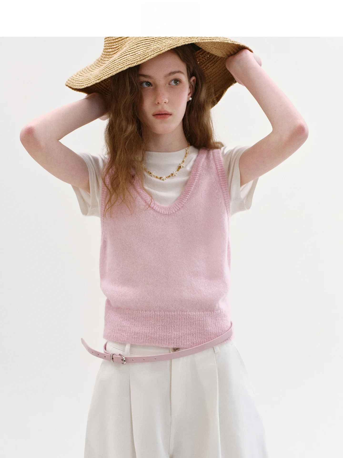 

Женский вязаный жилет Fano: мягкий, универсальный, с V-образным вырезом, пуловер, весна 2026, новинка, розовый цвет, повседневный стиль, стандартный крой