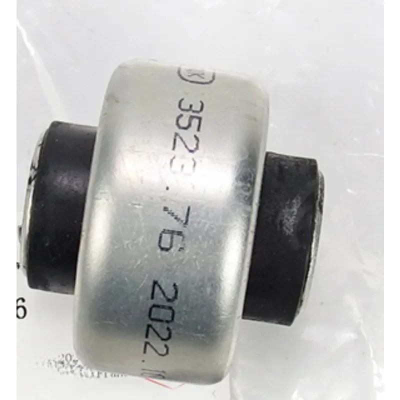 

352392 352376 Triangle Arm Bushings Lower Arm Bushing for Peugeot 206 206CC 207 Brand New