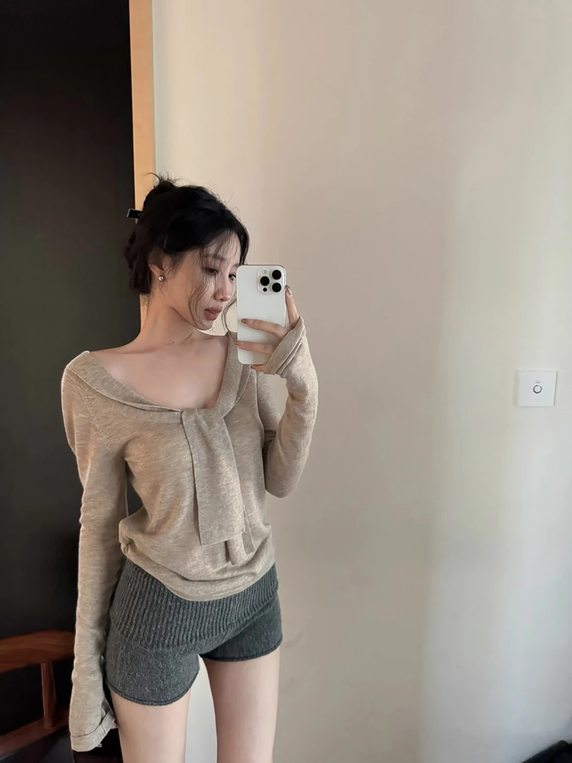 Káqui sa v-ne longo sve malhas feminino fino ajuste base irt cor pura chique versátil topo coreano sle commute faion