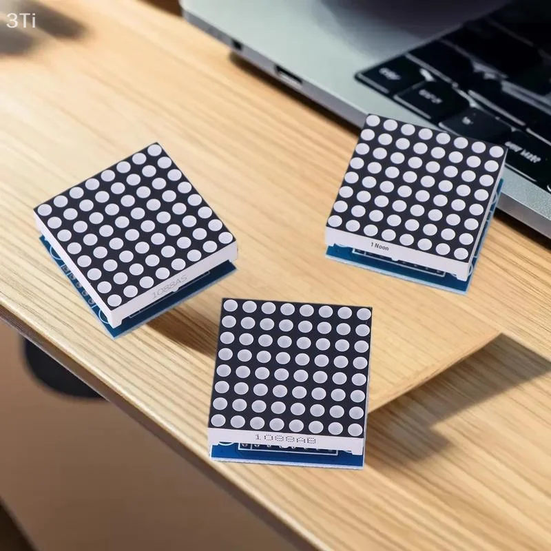 1 قطعة وحدة LED MAX7219، تدعم برنامج تشغيل MCU والتحكم المتتالي