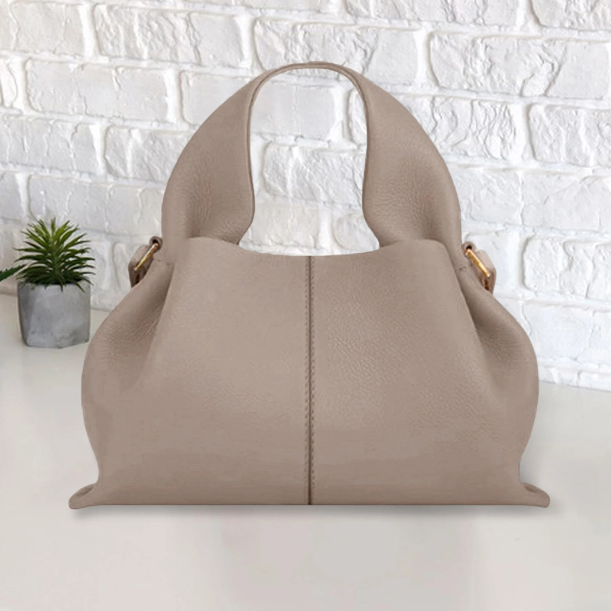 Stylish Shoulder Bag for Ladies Elegant Design Faux Leather Crossbody Purse Chic Handbag for Work Travel Shopping