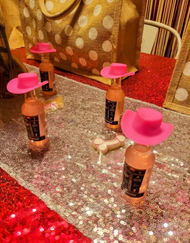 Mini sombreros de vaquero para despedida de soltera, accesorios para cumpleaños, boda, decoración occidental, muñeco, tirador