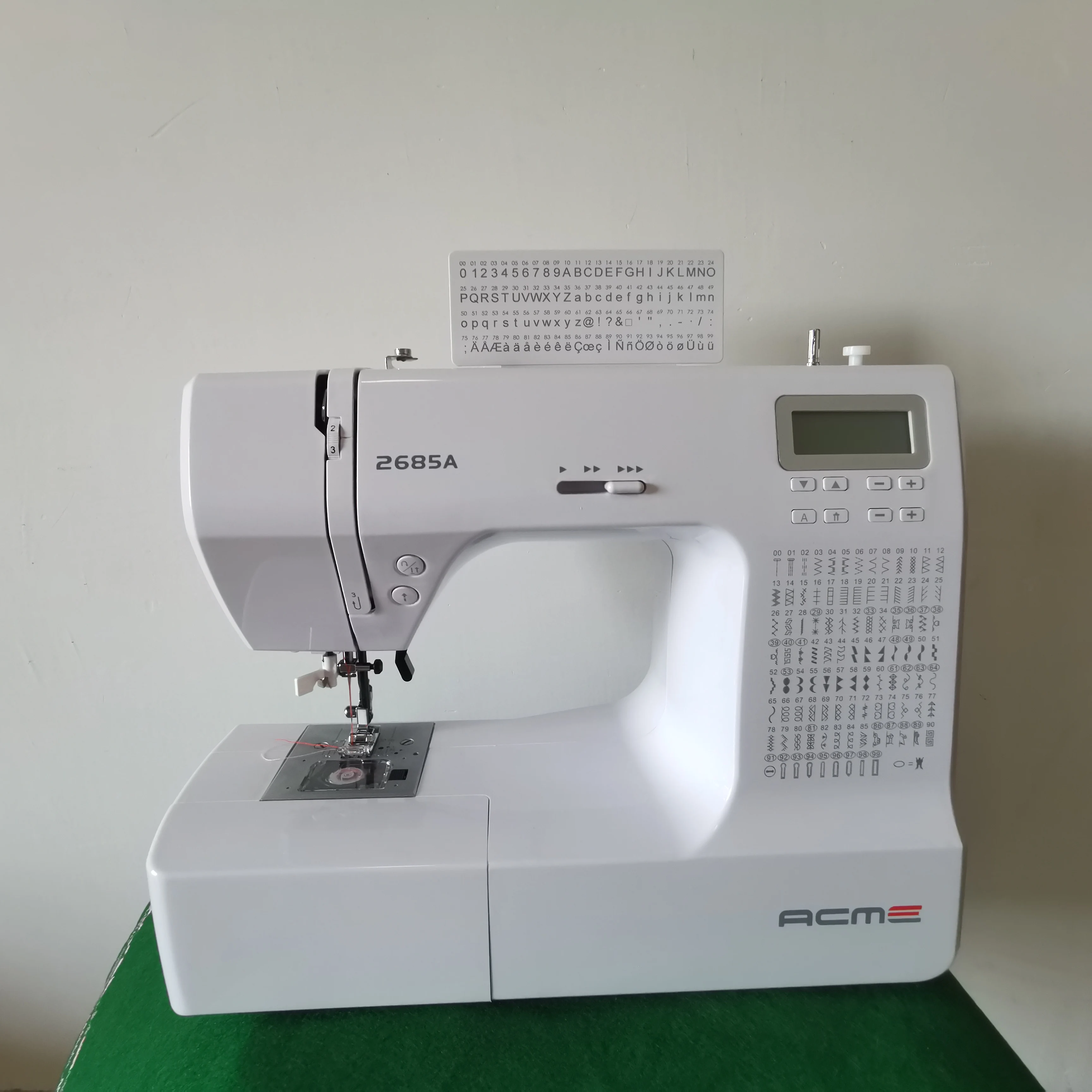 2024 Update Household Multi-Function Sewing Machine,W/ 200 Different Stitches,Can Embroidery Letters,LCD Screen+Speed Adjustor!