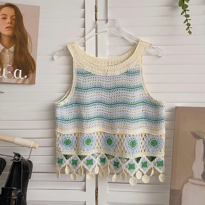 Sleeveless Crochet Top Embroidery Flower Blouse Open-knit Crop Tops for Women Spring Summer Boho Vacation Outfit