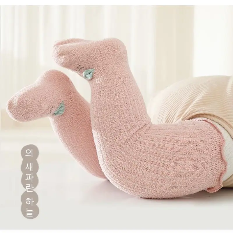 

4 цвета, зимние милые носки для девочек, теплые утолщенные коралловые флисовые длинные мягкие детские чулки, гольфы, носки для новорожденных, От 0 до 5 лет