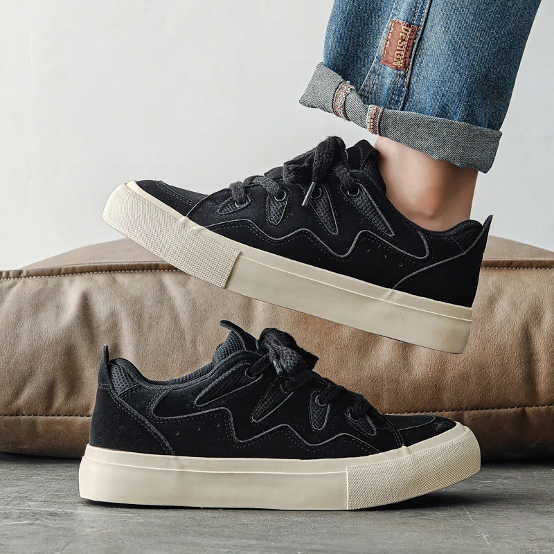 

2025 new men's shoes autumn thick soled skateboard shoes casual versatile bread shoes Korean version trendy sports board shoes