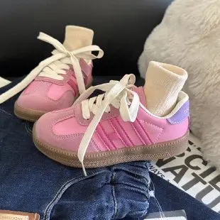 

Детские кроссовки для мальчиков, повседневная обувь, кожаные туфли на плоской подошве, студенческая немецкая тренировочная обувь, нескользящая легкая спортивная теннисная обувь для девочек