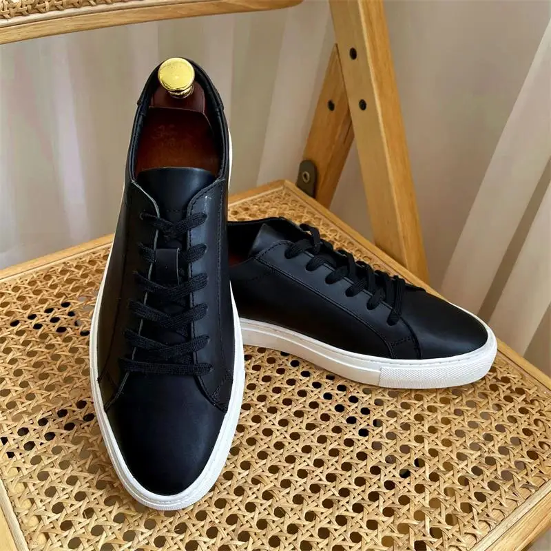 Men Casual Shoes Handmade Leather Round Head Flat Heel Lace Fashion Business Casual Outdoor Sports Daily Men Shoes