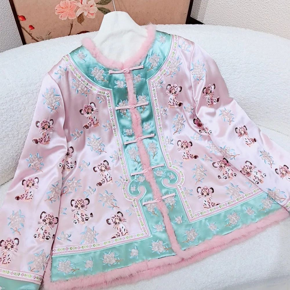 

High-end Winter Warm Acetate Coat New Chinese Style Tang Suit Women Loose Chinese New Year Coat Elegant Embroidery Tigers S-XXL