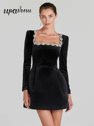 2024 Donne eleganti A-line Vestito dalla fasciatura Collo quadrato Manica lunga Diamante tempestato Mini abito nero Cocktail Evening Party Abiti