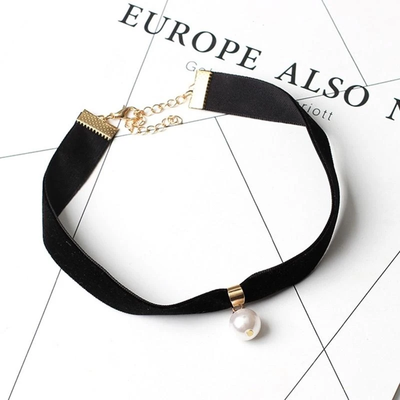 Vintage Black Velvet Choker Necklace for Women Collar Torques Neck Jewelry Black Boho Stretch Yin Yang Charm Gothic Punk