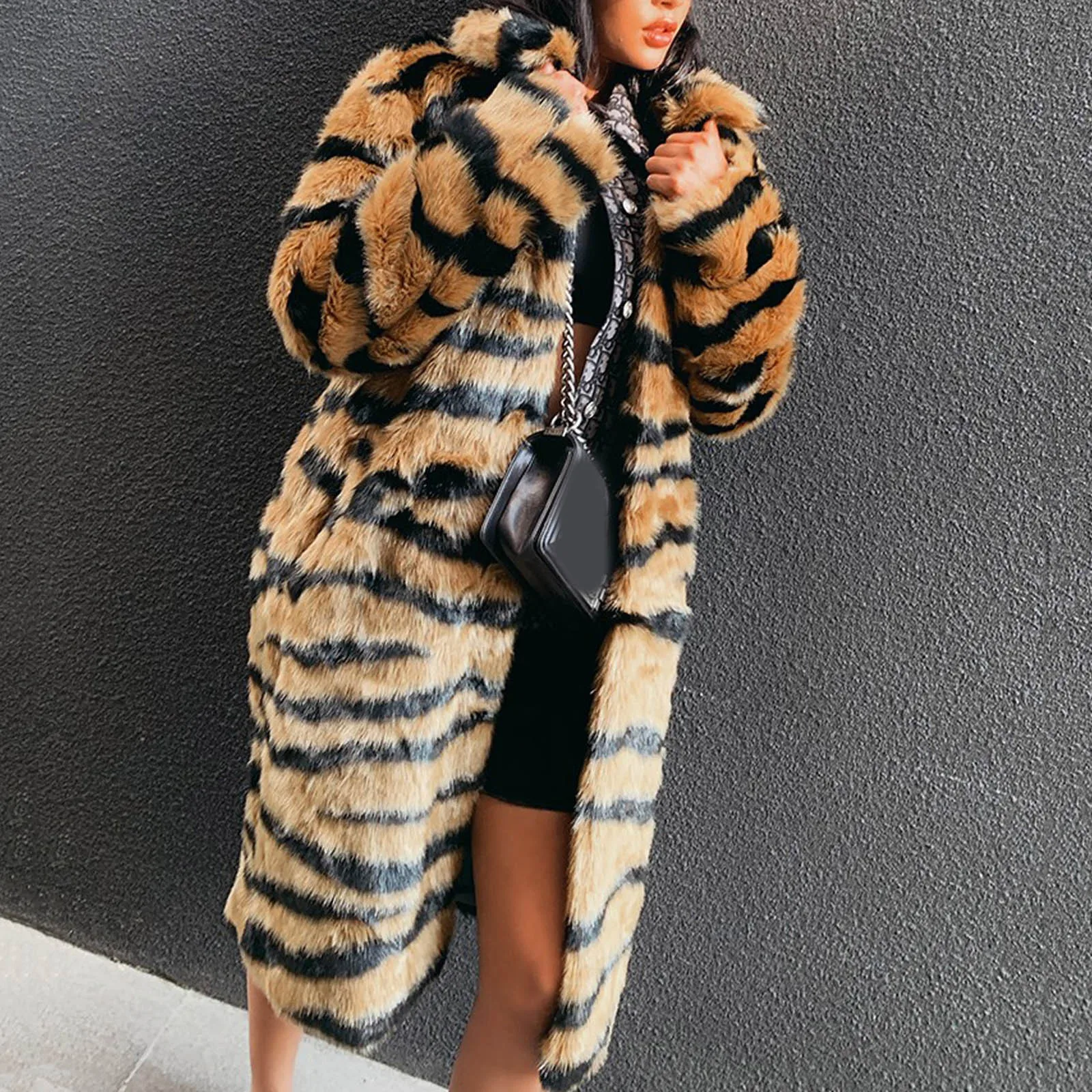 Tiger Print Fleece Jacket Womens Warm Long Sleeve Leopard Print Overcoat Faux Fur Outwear Thicken Korean Blazer Winter Coat