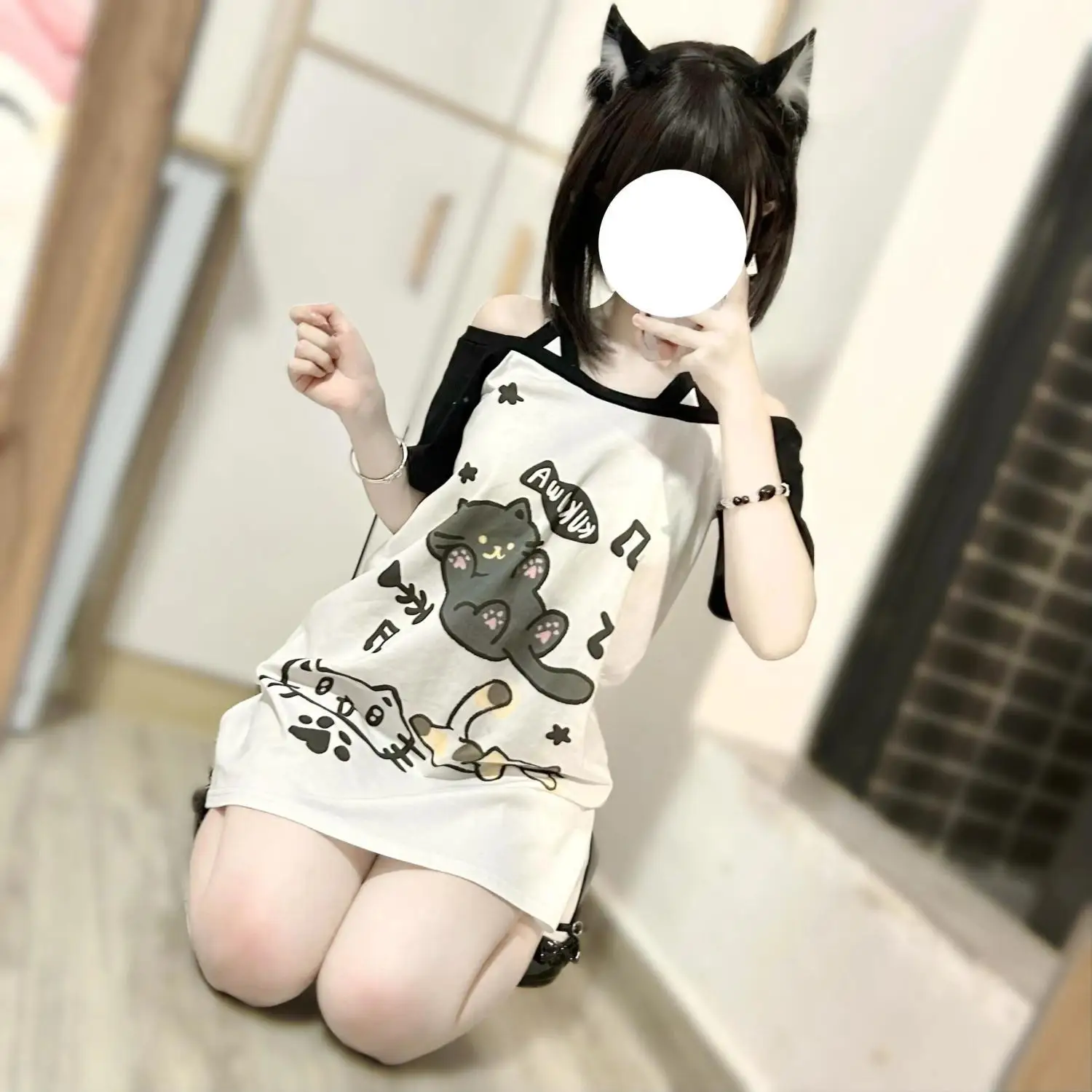 Japanese Patchwork Women Off Shoulder Graphic T Shirts Kawaii Cute Cartoon Print T-shirt Sweet Cat Tops Y2k Aesthetic Grunge Tee