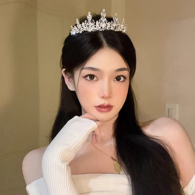 New Women Girls Silver Color Crown Headwear Korean Crystal Tiara Fashion Birthday Dress Rhinestone Crown Hair Accessories