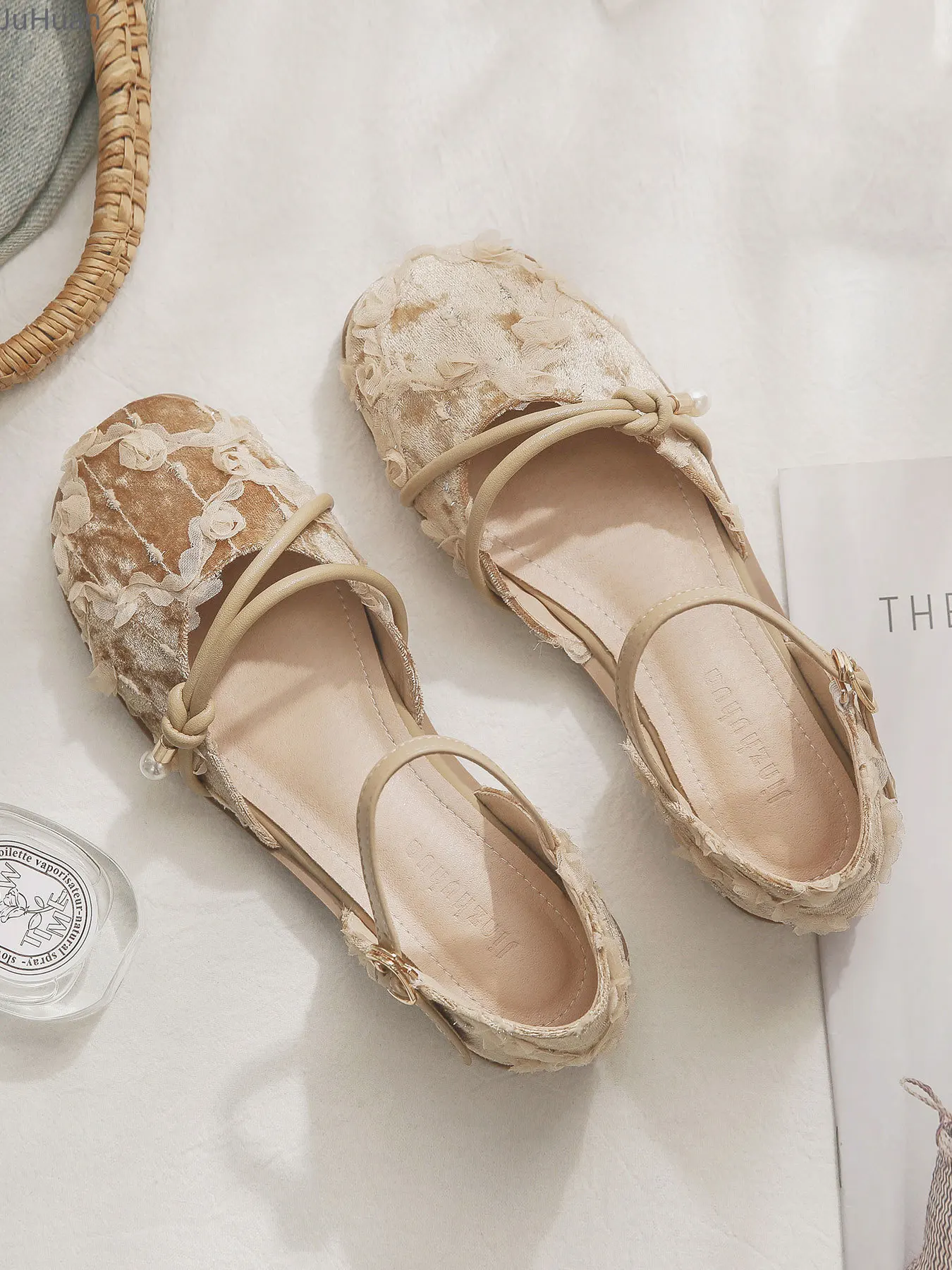 

2025 Summer New Fashion Versatile Women's Sandals Retro Gorgeous French Beautiful Bag Head with Skirt Hollow Single Shoes Sandal