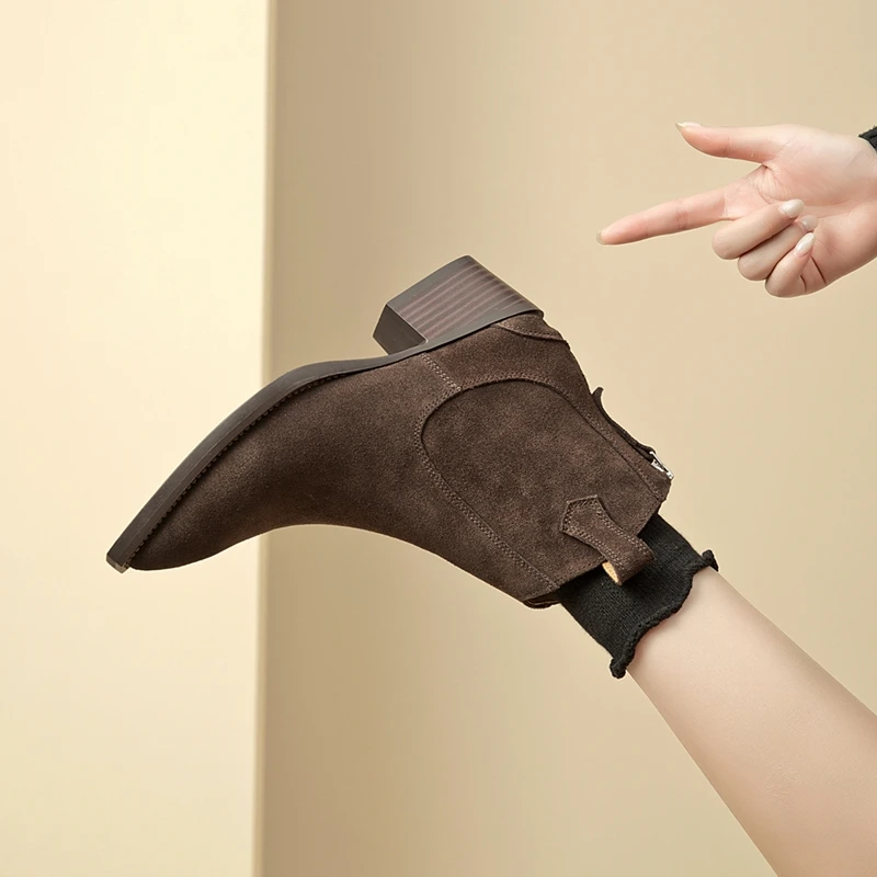 AIYUQI Damen-Stiefeletten 2026, neue Western-Cowboy-Stiefel mit spitzer Zehenpartie und Reißverschluss für Damen, Arbeitsstiefel mit Blockabsatz für Damen – Detail 3