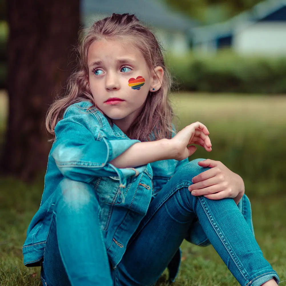 

40 Sheets Gradient Temporary Tattoos Heart Stickers Rainbow Decoration Environmental Glue Waterproof Face Decals PET Film Safe