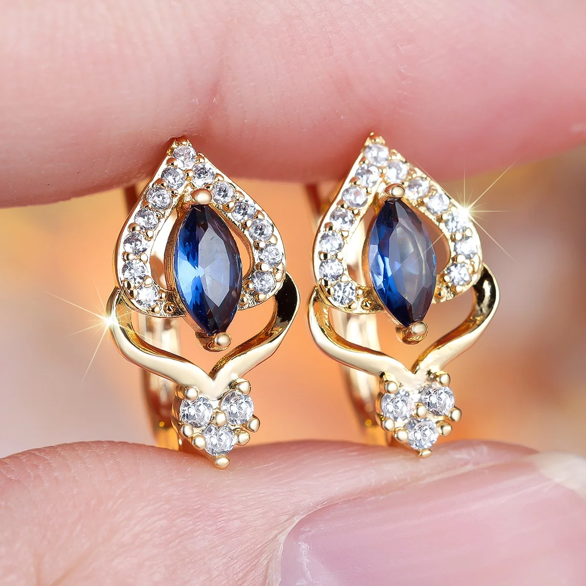 Cute Female White Blue Zircon Stone Hoop Earrings Vintage Fashion Gold Color Wedding Jewelry For Women