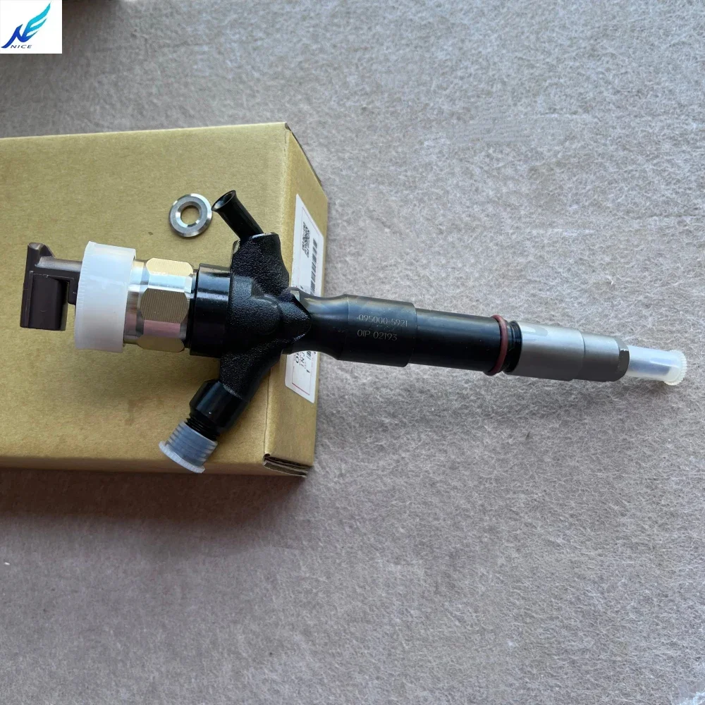 OEM 23670-09070 095000-5921 New Fuel Injector Nozzle For DENS-O Toyot-a Hiac-e Hilu-x 23670-0l020