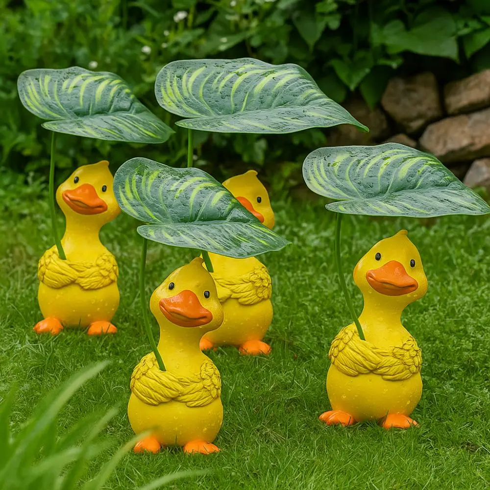 

Durable Cartoon Umbrella Holding Duck Statue Resin Decorative Leaf Duck Figurine Handmade Garden Animal Statue Balcony Patio