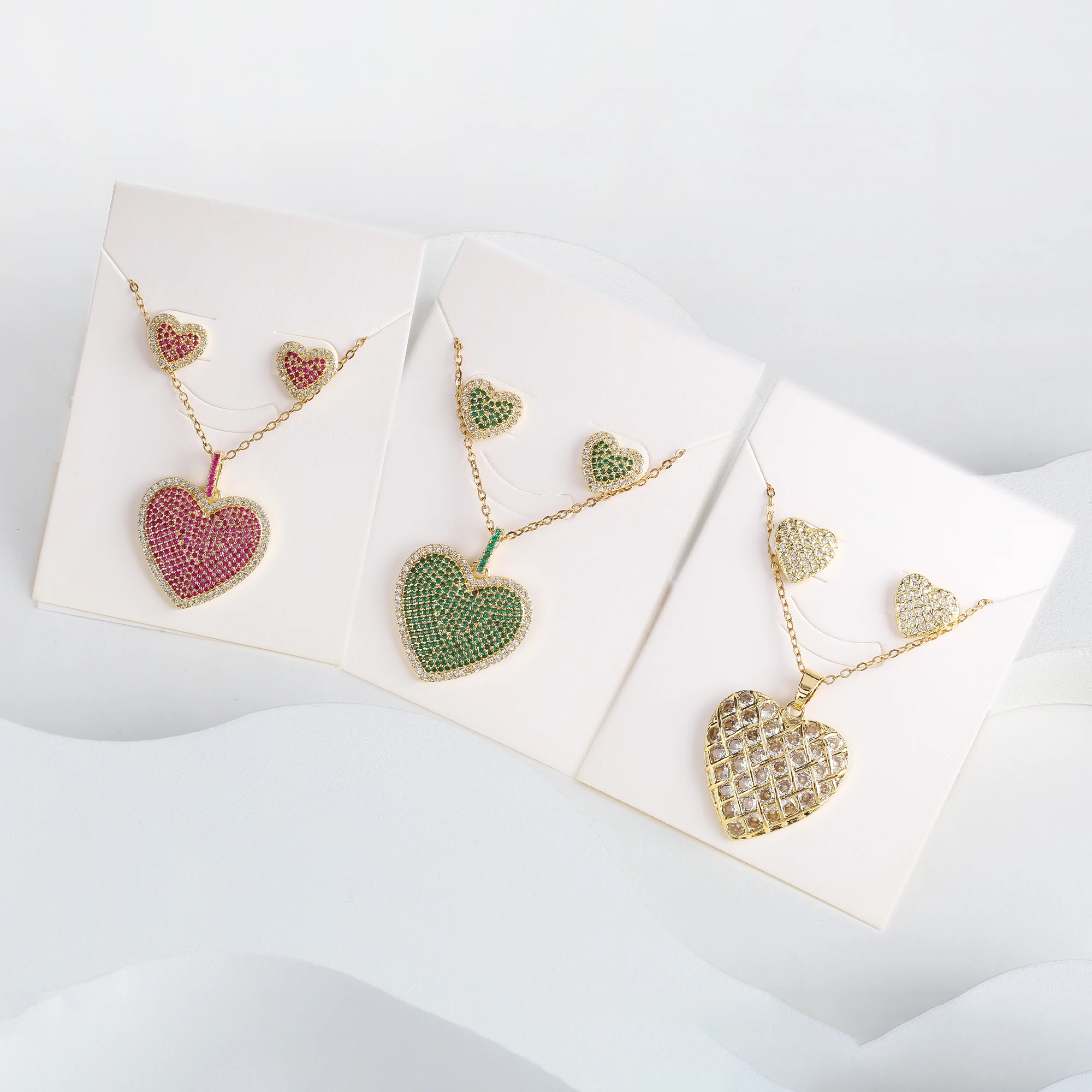 Love Your Heart Fashion Luxury Diamond Pendant Necklace Set 18K Gold Plated Anti-Allergic Women Earrings Jewelry Gifts Wholesale