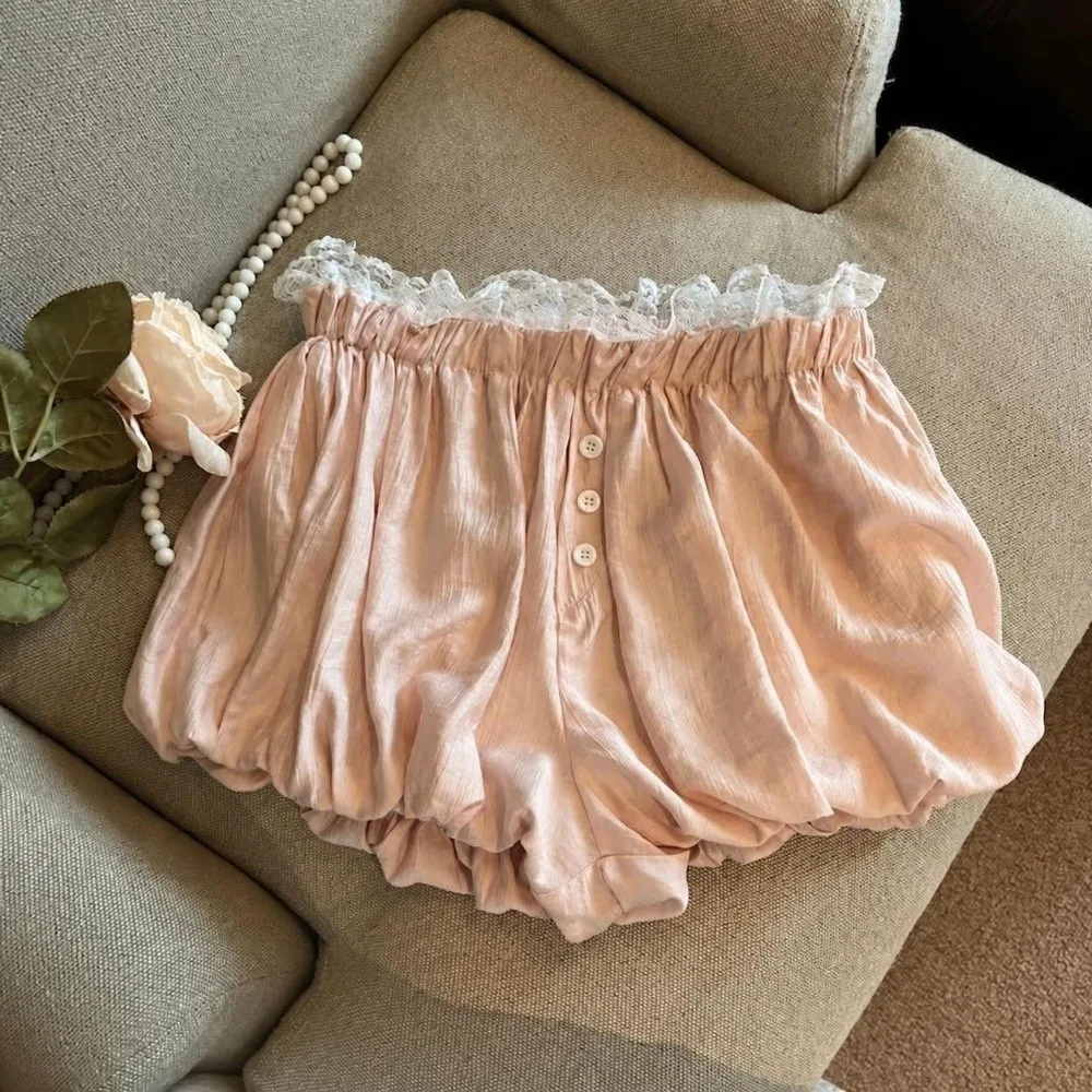 Classic Loose Fit Balloon Shorts Breathable Thin Wide Leg Shorts Lace Trim Skirt Shorts Casual Wear