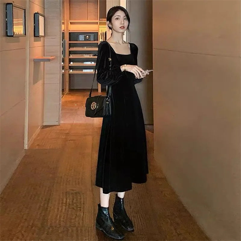 

2026 Autumn Winter Woman Long Puff Sleeve Square Collar Dress Ladies Casual Midi Dress Elegant Vintage Style vestidos de fiesta