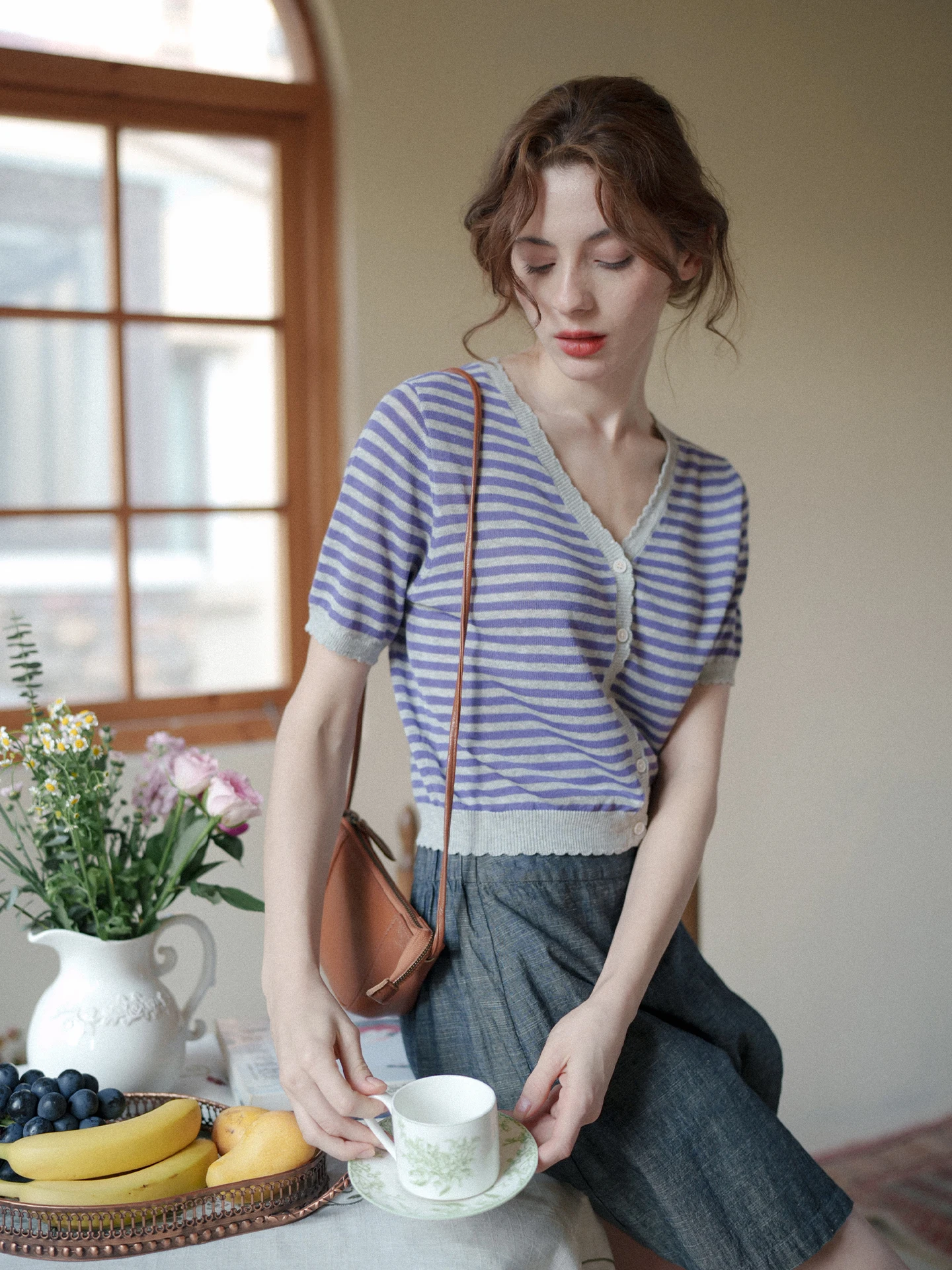 

MarchNoon Vintage Striped Knitted Open Cardigan Thin Short Sleeve V-Neck Top Versatile Short Knitted Shirt Women's Fashion