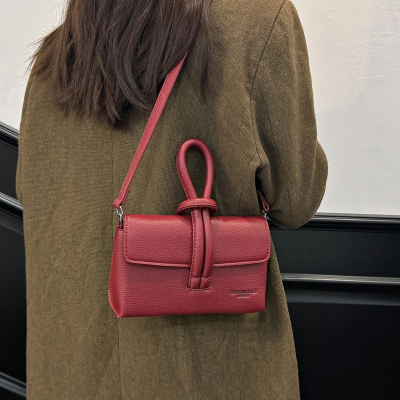 

Women Luxury Designer Leather Crossbody Bag High End Elegant Shoulder Tote Handbag For Stylish Urban Daily Fashion