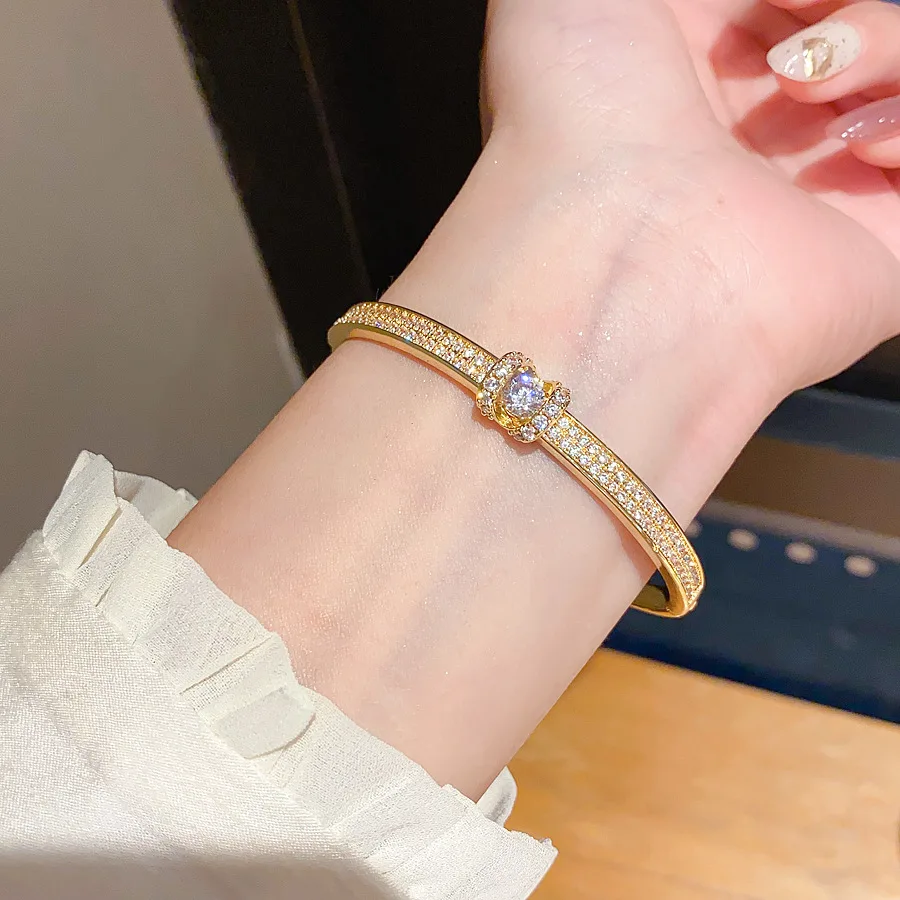 Thumbnail 4 - #56 Best Selling Gold-Plated Bracelets