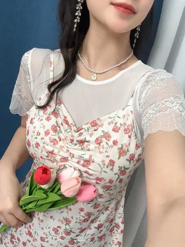 

Summer 2024 Women's Short Sleeve Lace Shirt Half-length Mesh Base Shirt Slim Fit Inner Wear T-shirt Base Layer Top