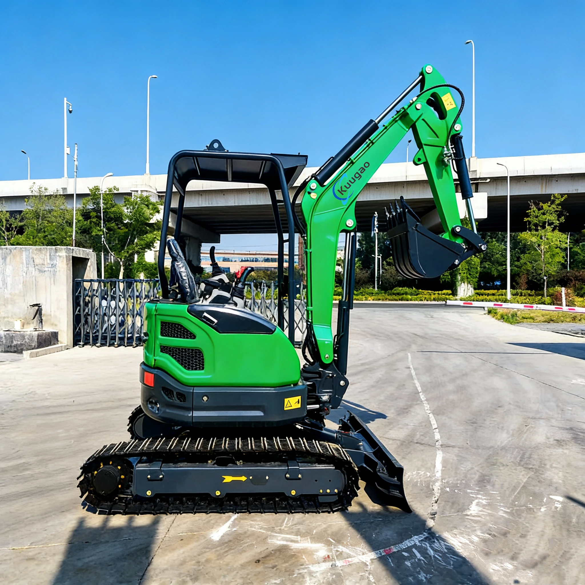 

2.5 Ton Mini Excavator Crawler Digger with Yanmar Engine Fast Delivery Multifunctional Small Bagger Garden Farm Use Customizable