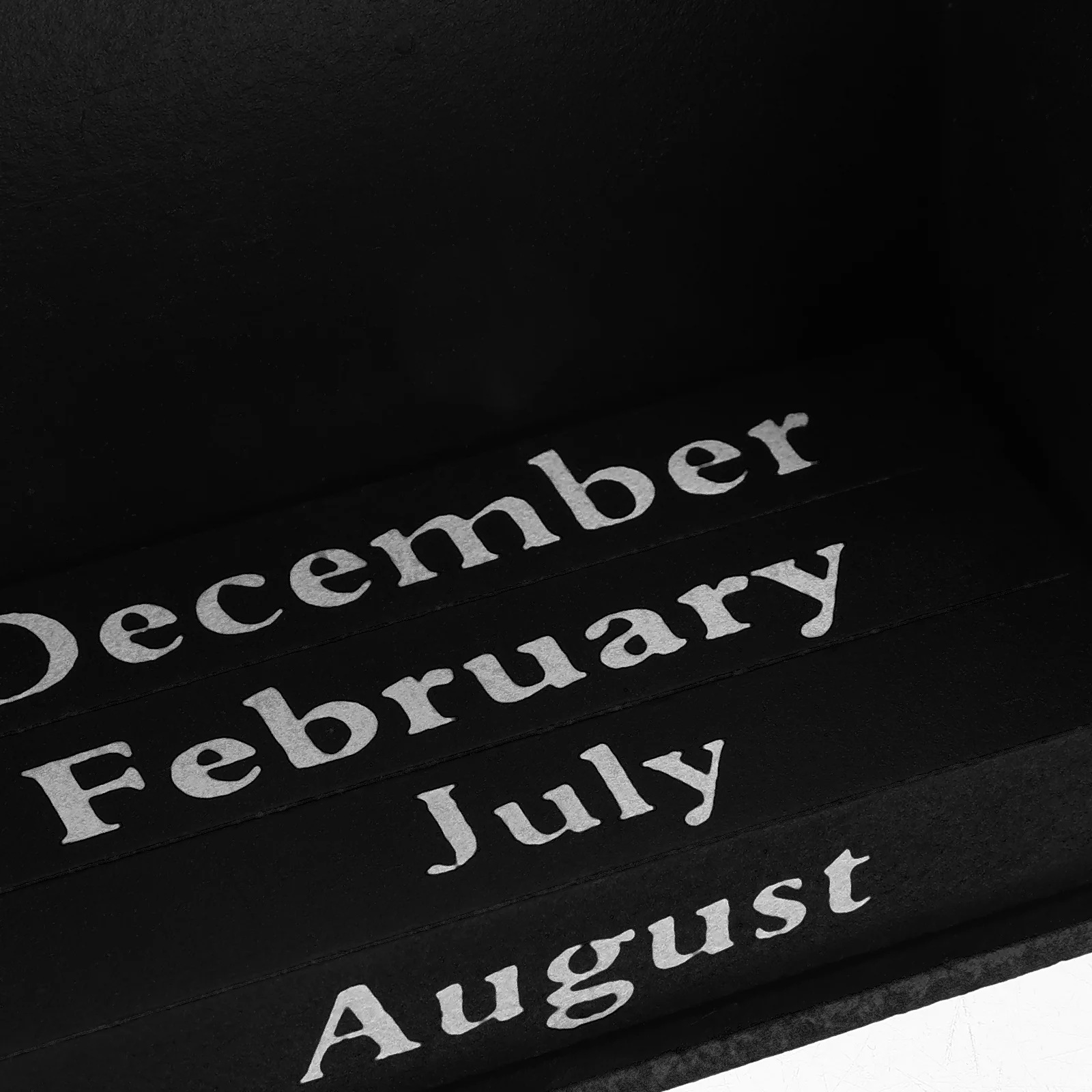 

Wooden Desktop Calendar Black Office Supply Household Perpetual Calendar Blocks Elegant Flip Table Office Supply Standing