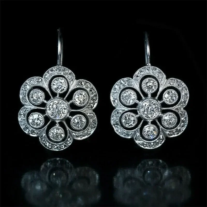 

Trend Korean Silver Color Crystal Flower Earrings for Women Fashion Jewelry Accessories Gift 2024