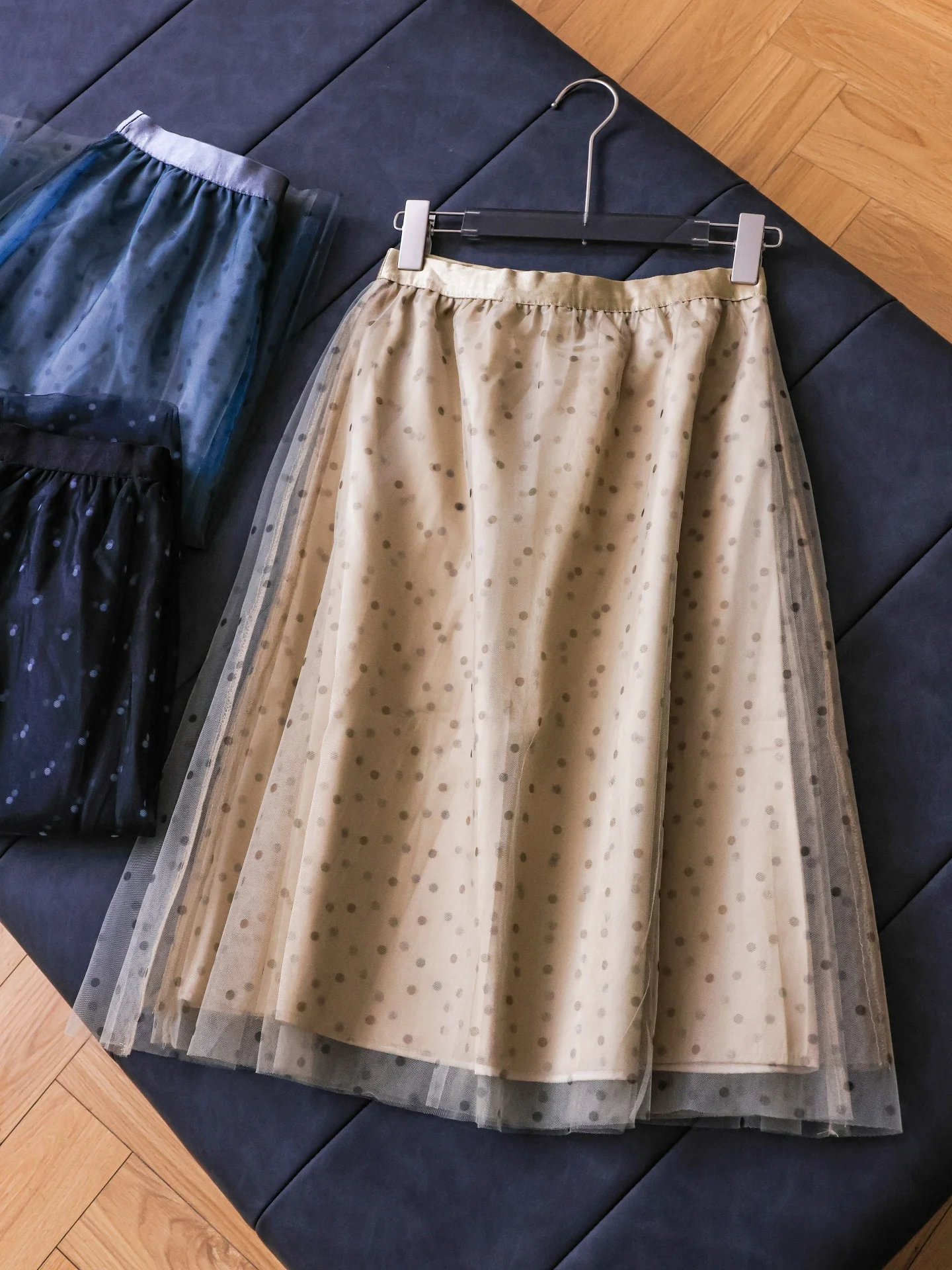 

High Waist A-Line Midi Skirt with Polka Dot Elastic Waist Slimming Women's Net Skirt Versatile Mid-Length Half Body Skirt