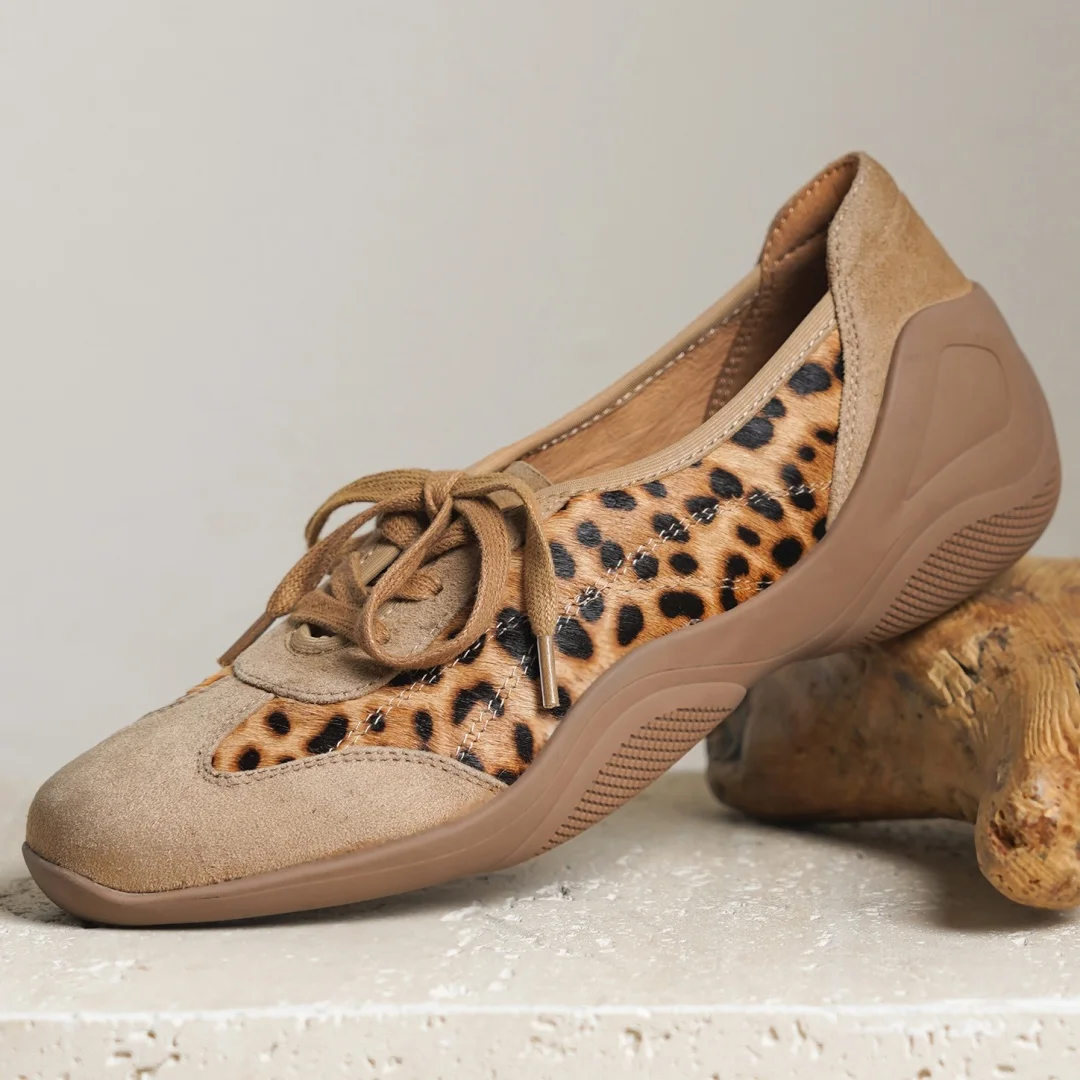 

Женские кроссовки-балетки из натуральной замши с леопардовым принтом и вставками из конского волоса, квадратный носок, на шнуровке, высокое качество, мягкие, повседневные, распродажа