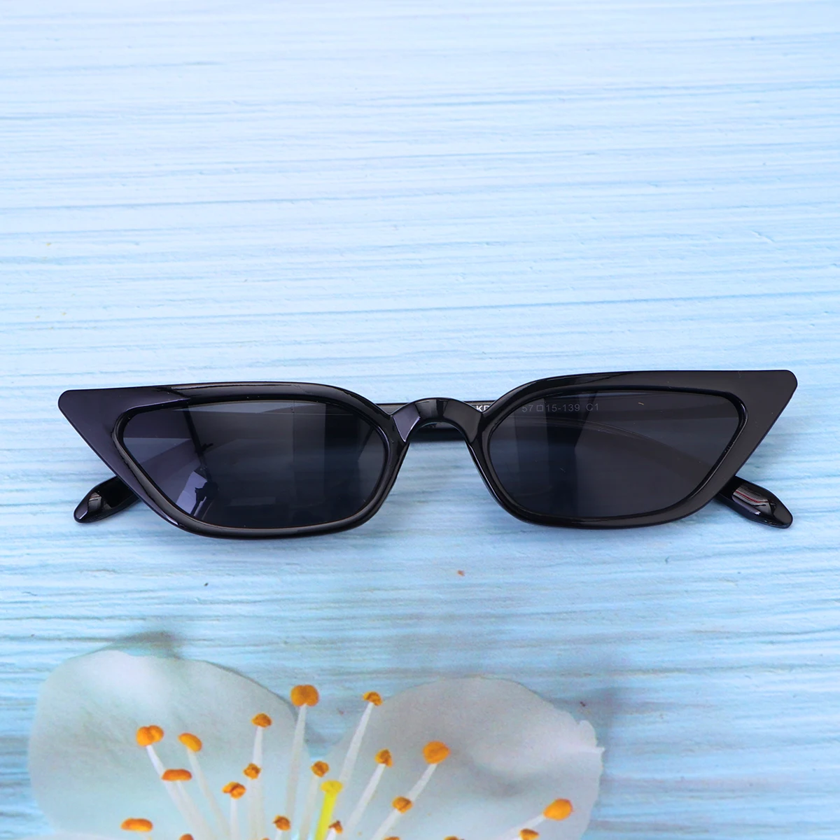 

2Pcs Impeccable Craftsmanship Cat Eye Sunglasses Small Frame Uv400 Protection Lightweight Outdoor Eyewear