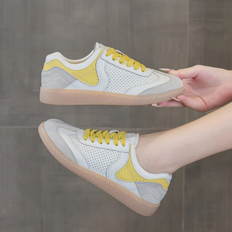 

Women's Virtue Training Shoes Hollow 2026 Spring and Summer New Breathable Soft Sole Cowhide Casual Flat Shoes Large Size Women'