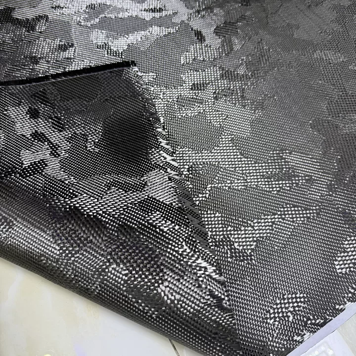 

3K 240gsm camouflage pattern carbon fiber Kevlar fiber blended fabric 100cm*50cm/30cm a piece，for car 、motorcycle modification