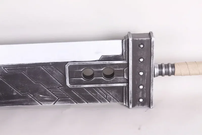 ดาบใหญ่ของแซค แฟร์ คลาวด์ สไตรฟ์ จากอนิเมะ ไฟนอลแฟนตาซี VII (FF7) ของเล่นคอสเพลย์ ของเล่นแฟนซีสำหรับงานคาร์นิวัล