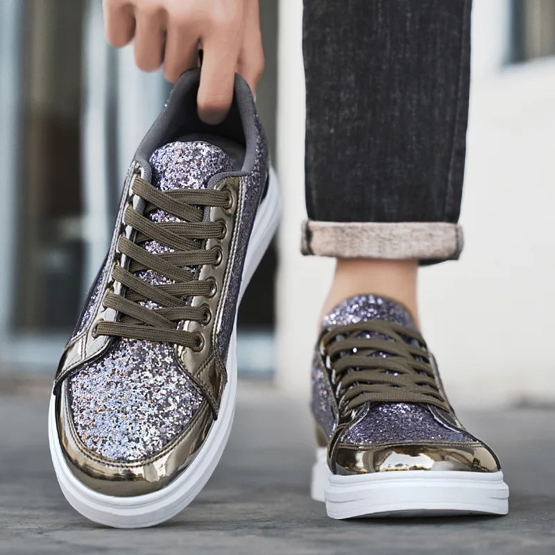 

2025 New Luxury Glitter Men's Sneakers Non-Slip Casual Fashion Skateboard Shoes High Quality Vulcanize Mirrored Trendy Board