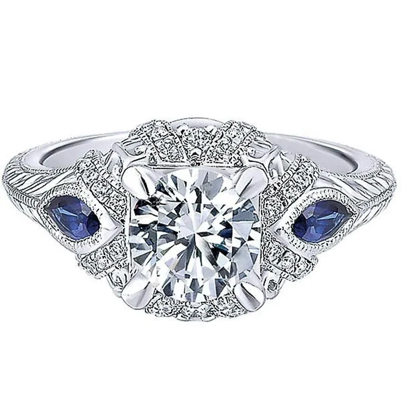 2026 vintage palace style ring with fashionable and stylish design, domineering  noble, versatile jewelry  accessories